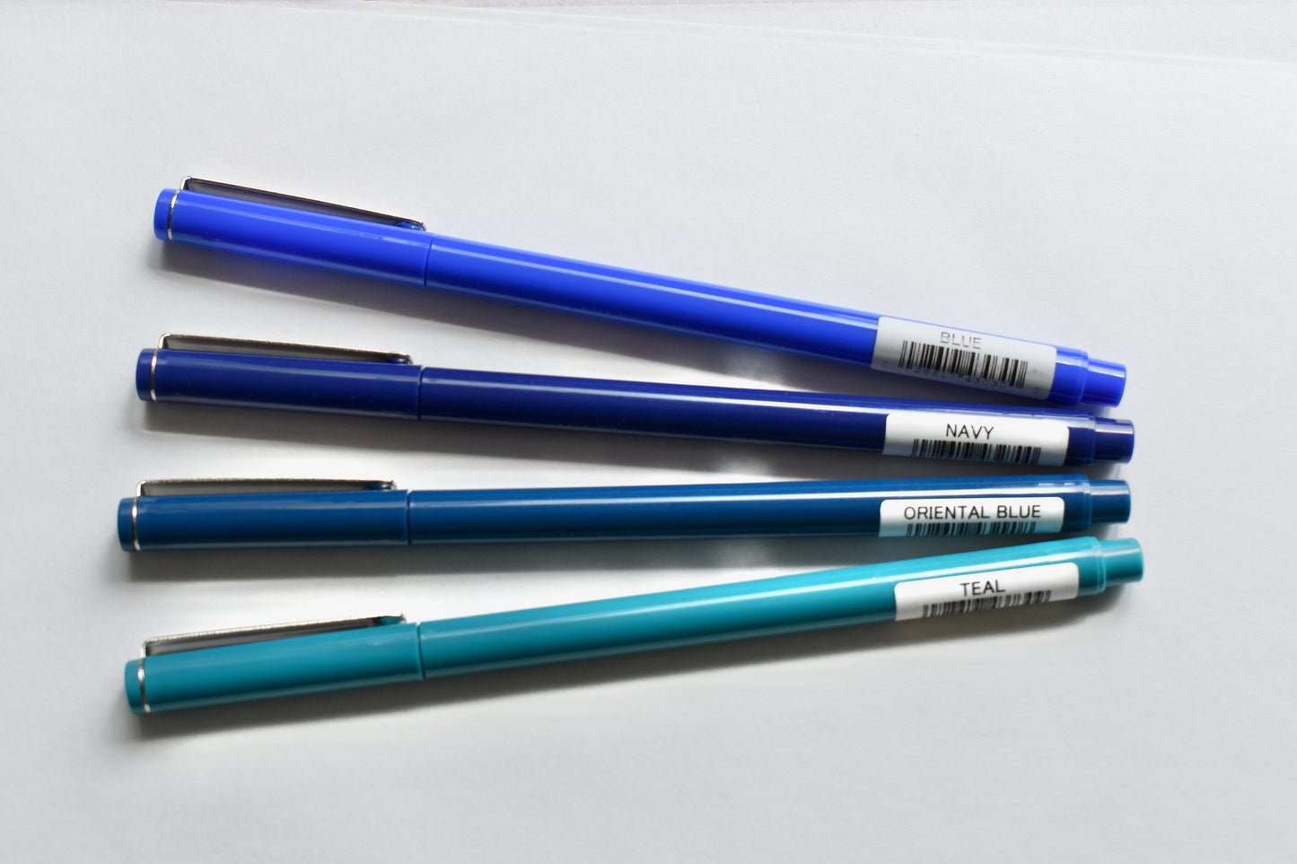 Choice of colours for free fineliner pen with diary