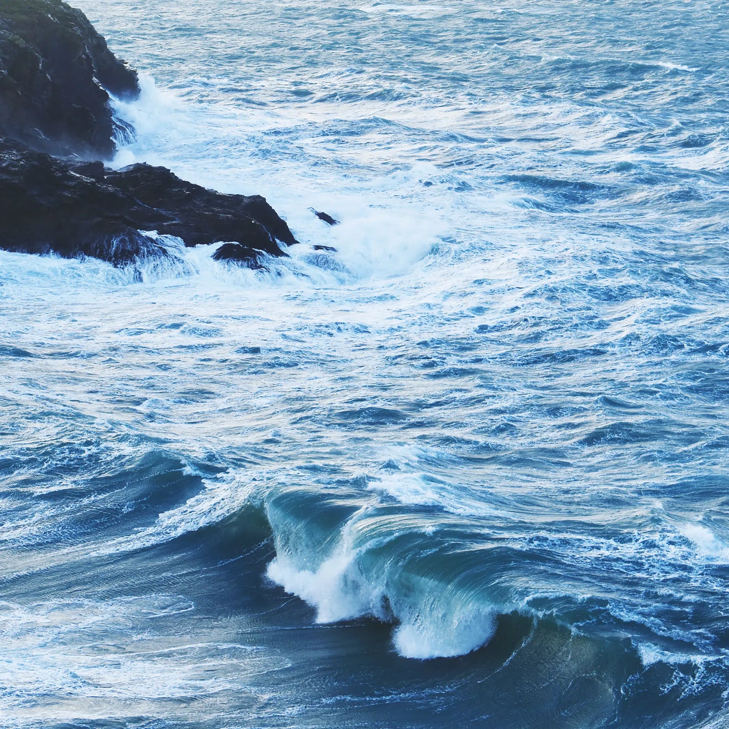 Cornish greetings card image of a breaking wave at Port Isaac