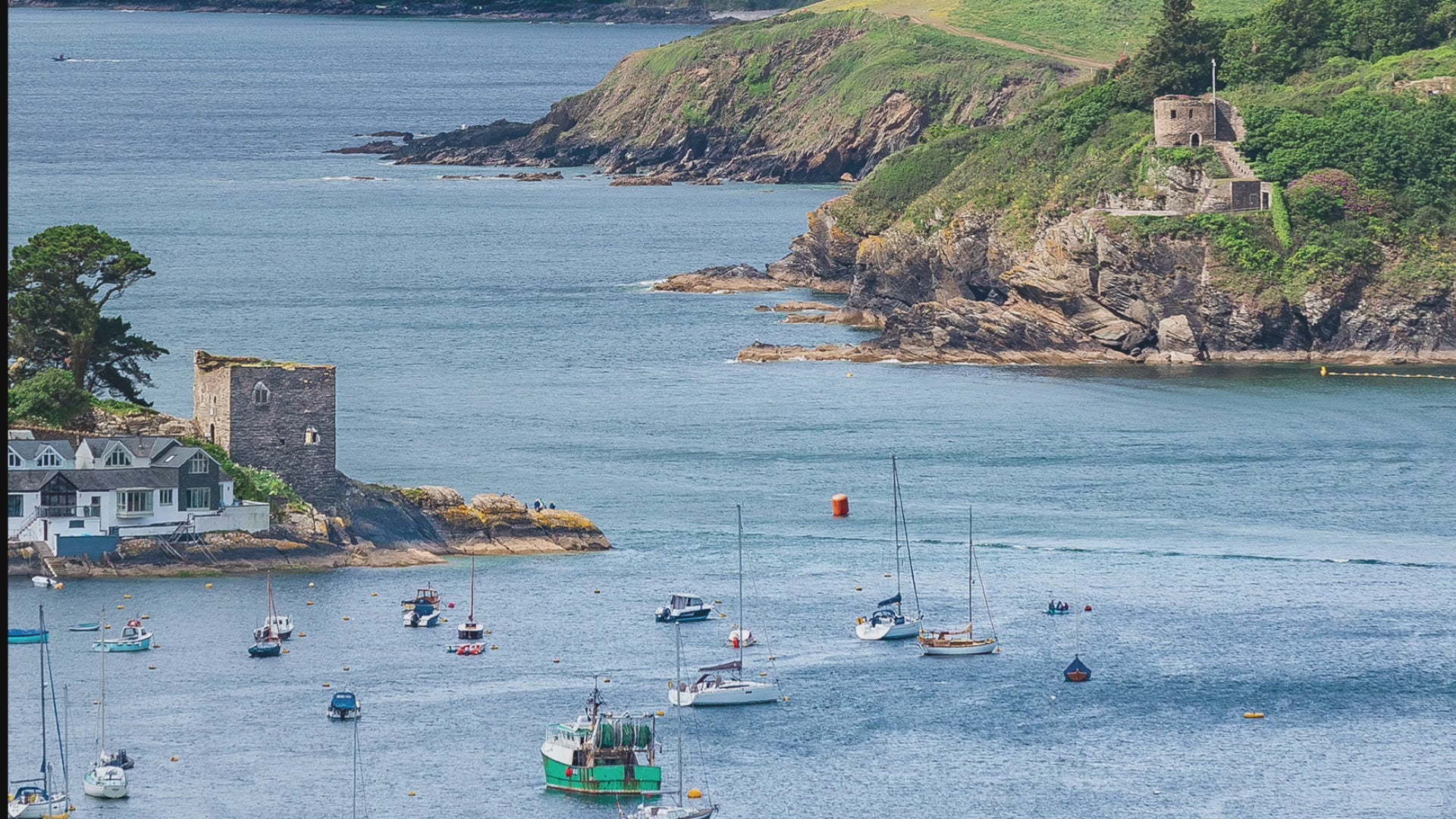 Video animation showing front of Fowey card